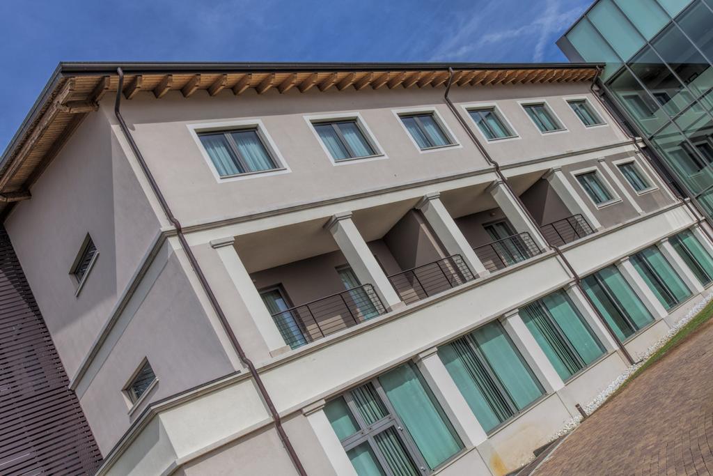 Hotel & Residence Villa Bartolomea Екстер'єр фото