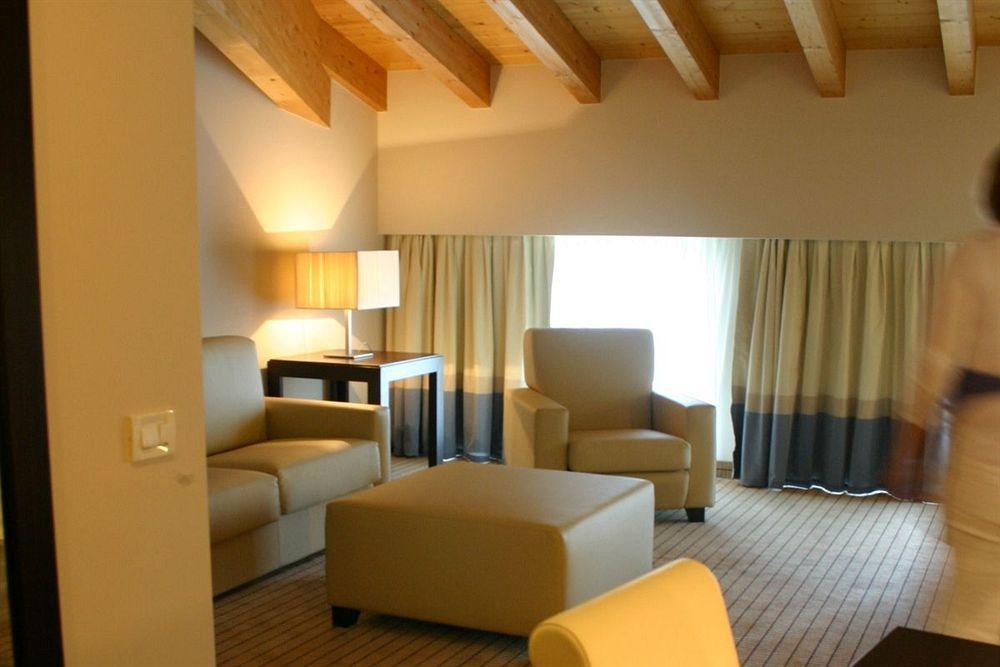 Hotel & Residence Villa Bartolomea Екстер'єр фото