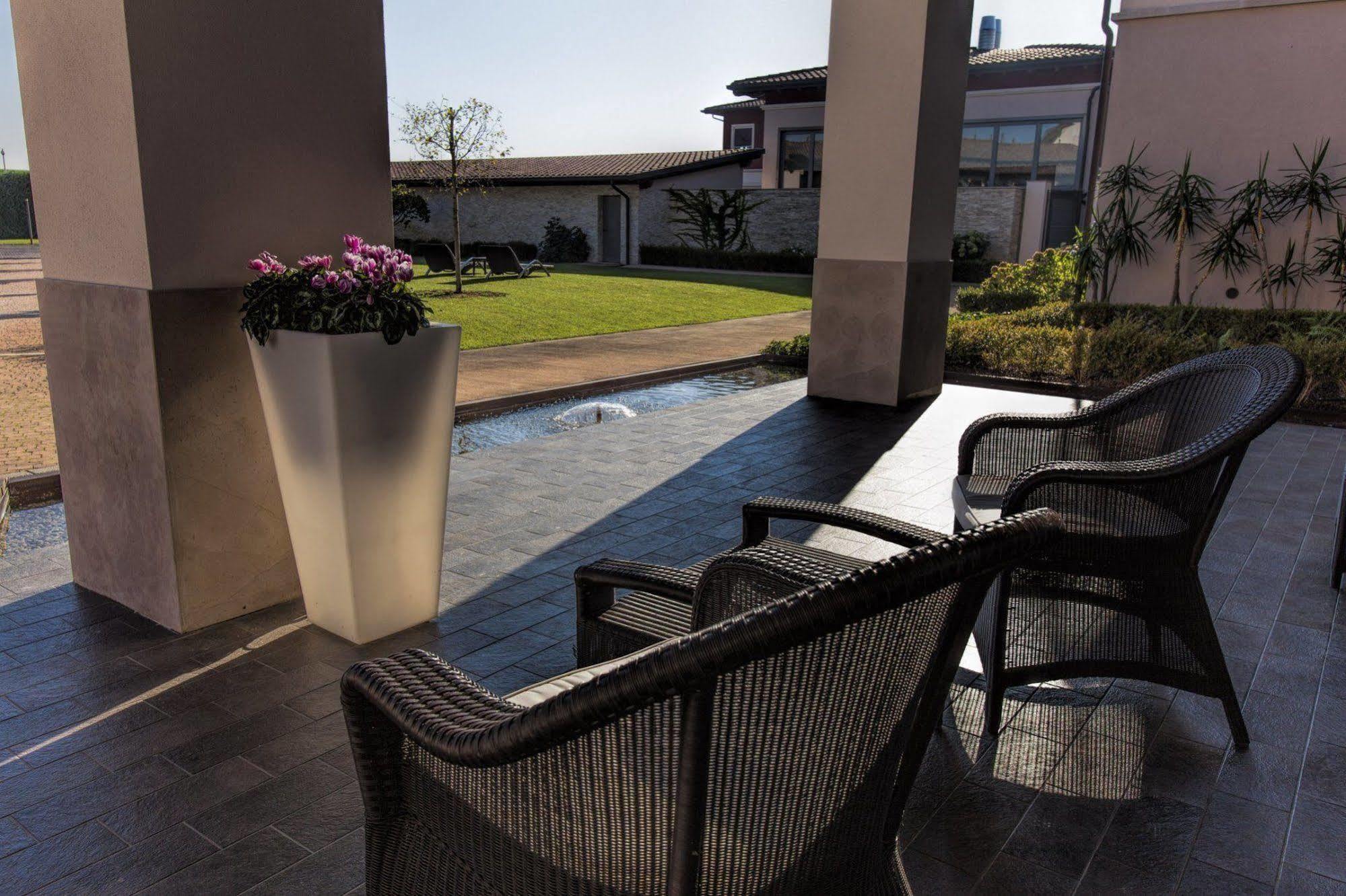 Hotel & Residence Villa Bartolomea Екстер'єр фото