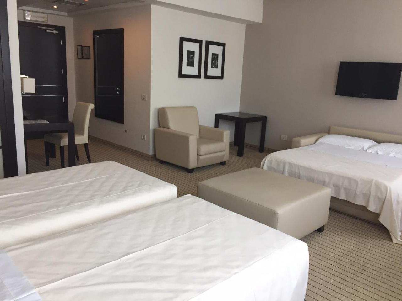 Hotel & Residence Villa Bartolomea Екстер'єр фото