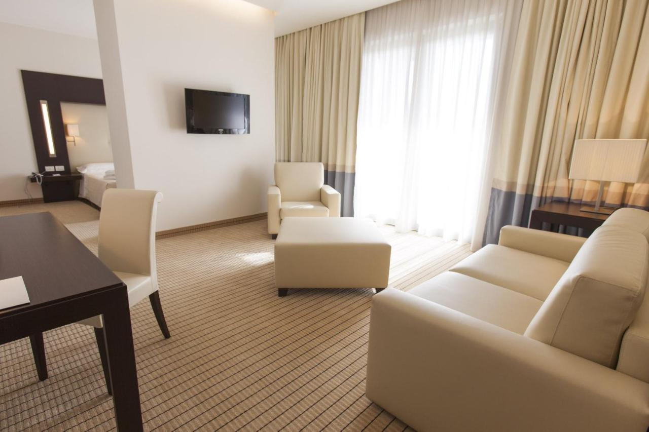 Hotel & Residence Villa Bartolomea Екстер'єр фото
